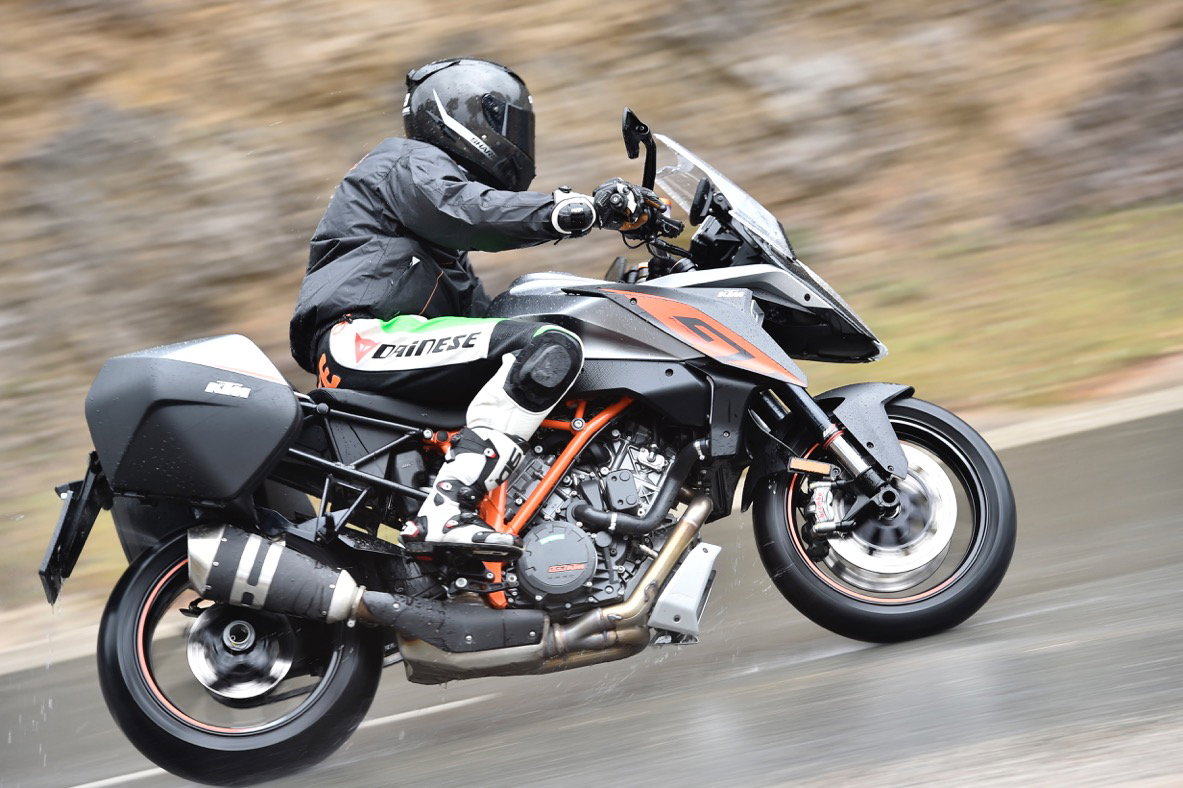 Triumph releases second Speed Triple teaser